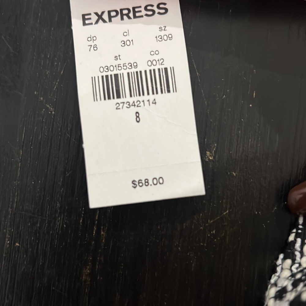 Express High Rise Shorts - Picture 6 of 6